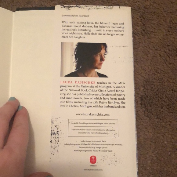 Mind of winter novel - Picture 3 of 4